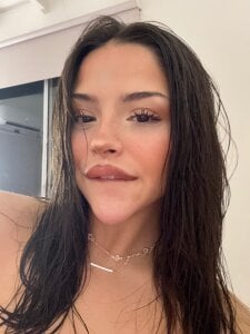 emafanning Public Pic 5