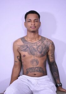 Tatoo_Noah Public Foto 3