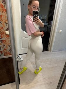 AEster01 My body Pic 7