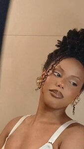 EsterSantopietro Public Kuva