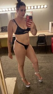 izziebaby Dancing pics Pic 6