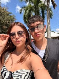 ZoeandIan cute photos Pic 5