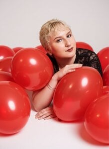 Ximenna_Cruz: Happy Valentine's Day to you and me ❤️💖 ( 2 фото)