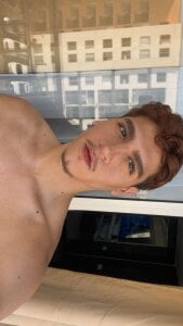 zackary_0のHey it's meの 5枚の写真