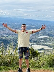 Liam_jones10 Relax Hình 4