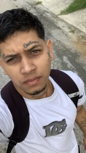 Alez09- Public Pic 3