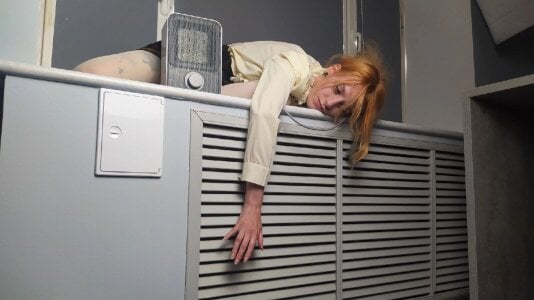 Laura_Gomorrah Laura's chill Pic