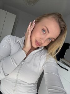 Miabby3: Public ( фото)