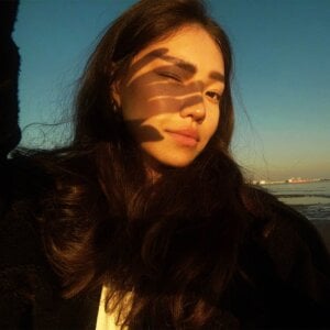 MelbaFoscuA Public Foto