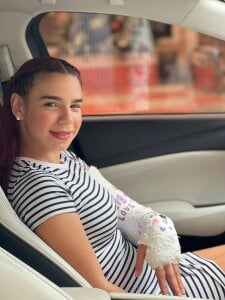 Rachelmoonn New Show Pic 4