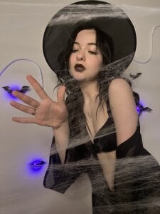 Skyelary Halloween Pic 2