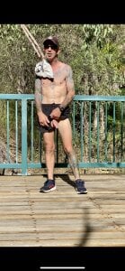 hhhorniee Naked outside Pic 8