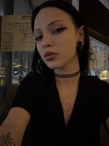 IvyAshworth Public Pic