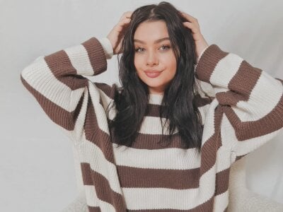 PrecioussAlexa Public Pic 3