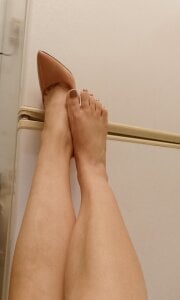 Marlan_Vagner My legs and shoes Immagine  3