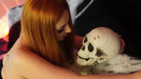 FoxyJoy Trick or lick ?! 🎃 Pic 3