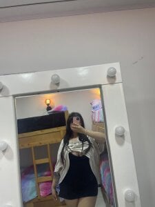 angie_lynn77 Public Pic 4