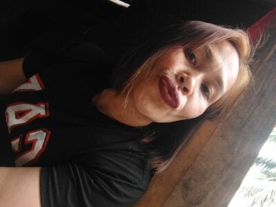 FlowerSexy short hair be like Pic