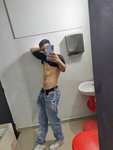 Teo_0512 Public Pic 4