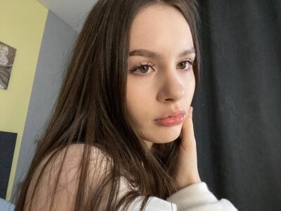 BambiJennifer 1 Pic 5