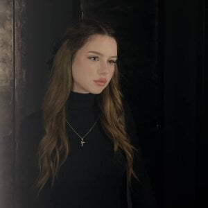 Milana_Moons Public Poză 3