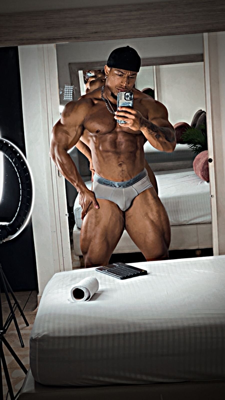 Foto  1698 de Travis_lenox_ – em alta