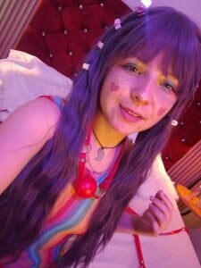 Danna-Rouse my purple hair? Gambar