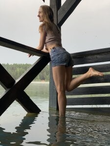 AriaFox Public Pic 2