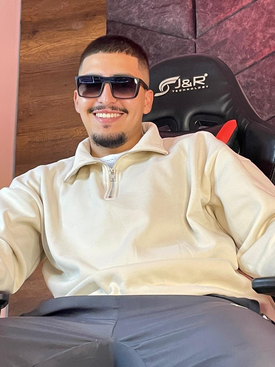 Трендове зображення  5894 MrFox__