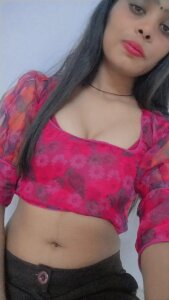 SexyDeepika2321 Public Pic