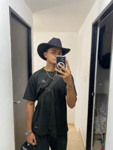 JhonCary1 Public slika 2