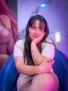 Charlotte_Allen_ Public Pic 2