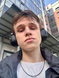 :3 de Reisy_W  9 Imagens