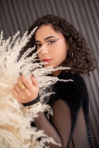 AliceStevens_ Glamour Pic 4