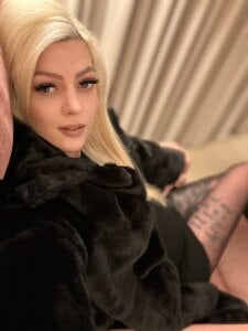 Melina_Diamond Me, Myself & I :) Pic 5