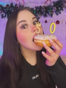 Alberta_Love 🎉🍩😍Thanks for 50 thousand subscribers😍🍩🎉 Pic 2
