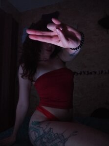 Velvet_Dreamss Romantic Girl 💞🖤 Pic