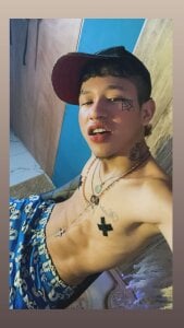 jaden_wolf I am not fire, but I know how to burn glances. Pic 2