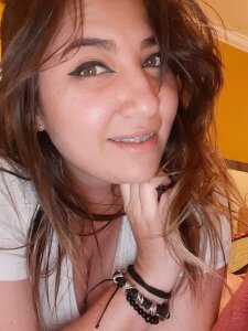 anya_weisz