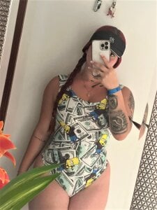 nicole_carson
