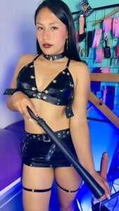 sslaavee_honneyy Mistress Honey Pic 2