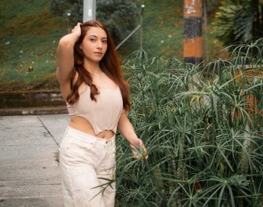 Zoe_James Public Pic 4