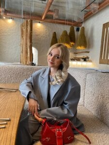 AmilyMoore Public Immagine  9