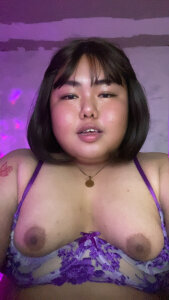 Public de RebecaThompson_  2 Imagens