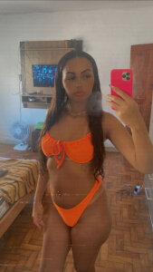 Maite_01 Public Pic 2