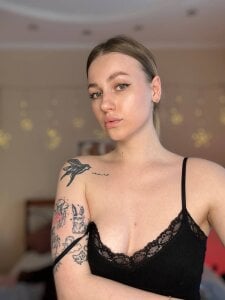 annplay just me Pic
