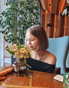 OwlLynn Public Pic 5