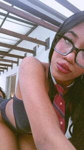 AlayshaJohnson Glasses fetish? зображення 2