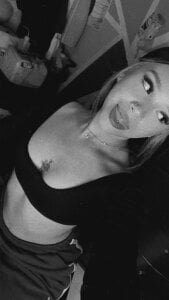 miiaboss_ Public Hình 4