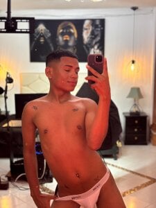 OwenStone_ in public all is better Pic